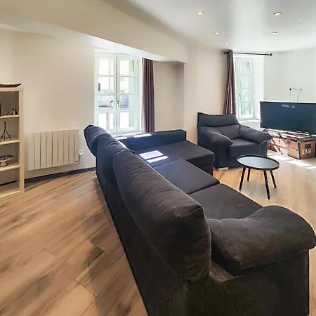 4 Bedroom Stunning In Carcassonne